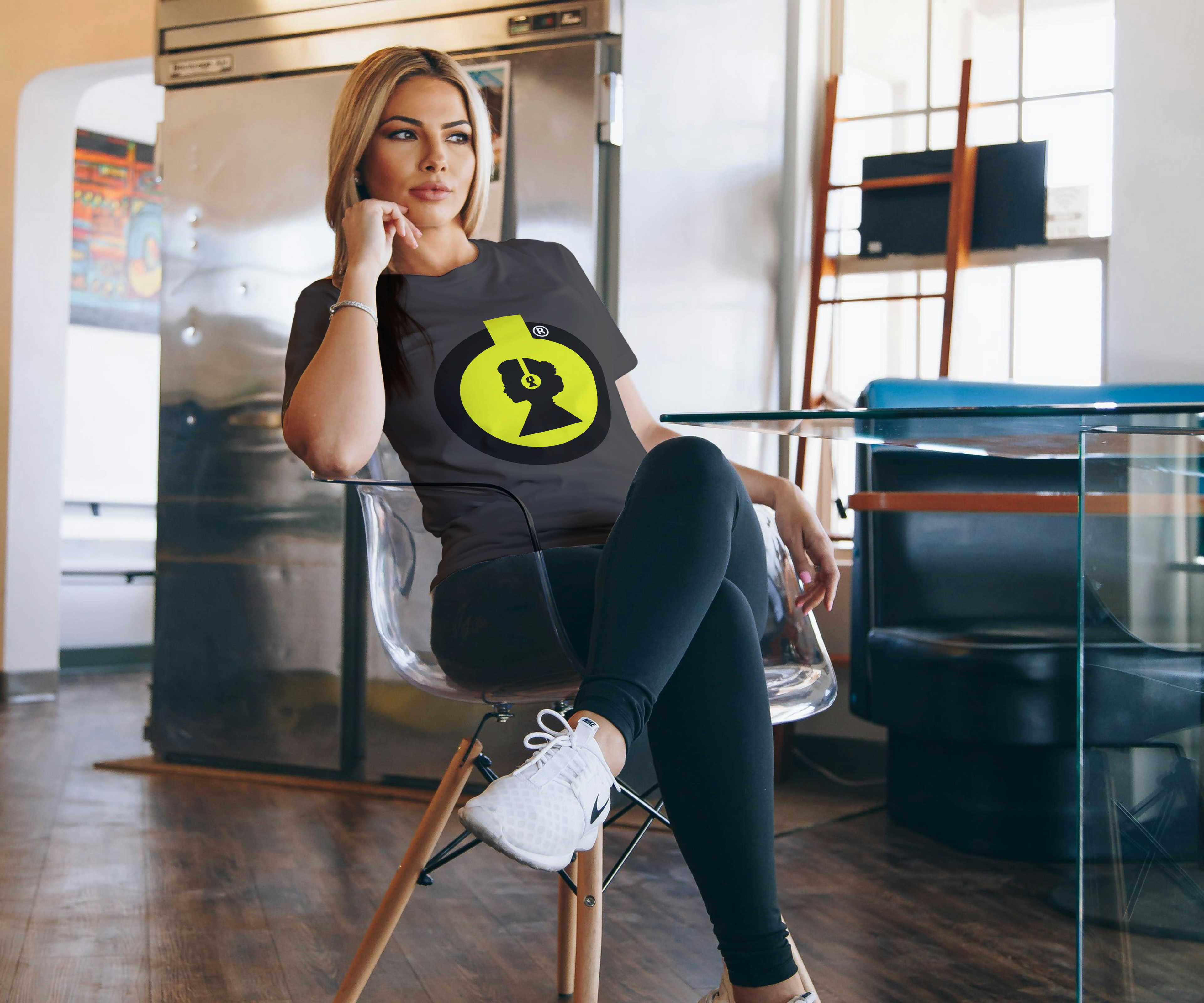 LADY OF SOHO UNISEX  Short Sleeve T Shirt